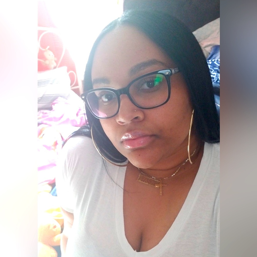 Meet your Posher, Tashaye